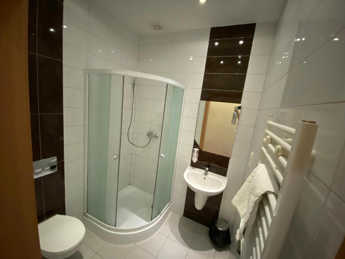 Hotel Tequila Miedzyrzecz Luaran gambar
